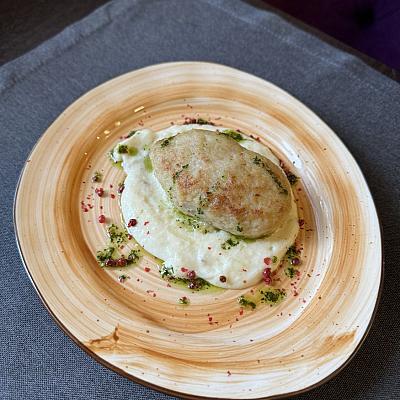 3. Котлета из курицы в сметанном соусе по - домашнему