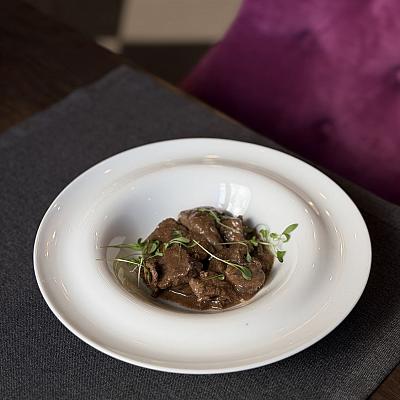 3. Говядина тушеная в имбирно - соевом соусе